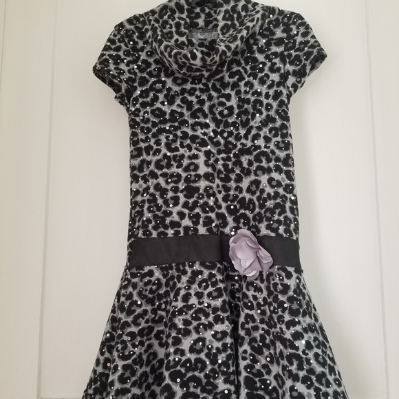 Kids Newberry Black and Gray Dress - Picture 2 of 10